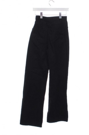Damen Jeans Bershka, Größe XS, Farbe Schwarz, Preis 15,00 €