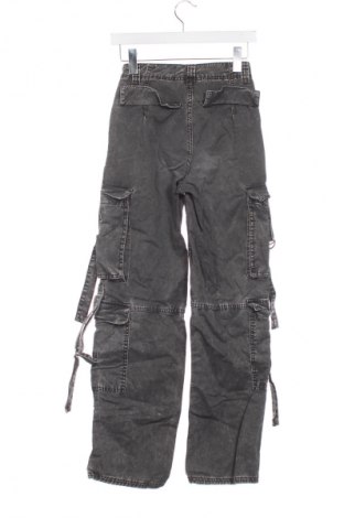 Damskie jeansy Bershka, Rozmiar XXS, Kolor Czarny, Cena 66,67 zł