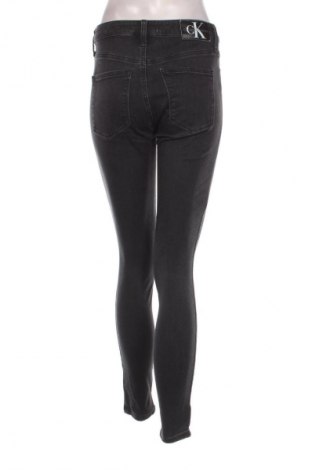 Γυναικείο Τζίν Calvin Klein Jeans, Μέγεθος M, Χρώμα Γκρί, Τιμή 99,99 €