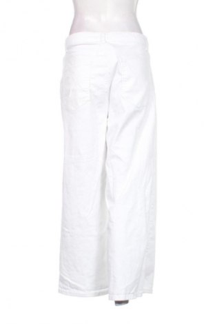 Damen Jeans Defacto, Größe M, Farbe Weiß, Preis 14,83 €