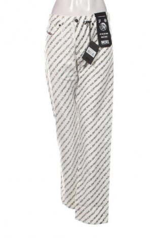 Női farmernadrág Diesel, Méret L, Szín Sokszínű, Ár 69 369 Ft