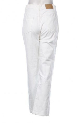 Damen Jeans Fb Sister, Größe M, Farbe Weiß, Preis 14,83 €