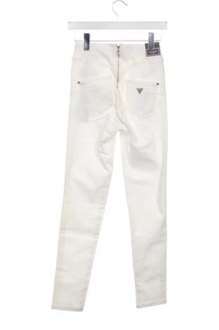 Blugi de femei Guess, Mărime XS, Culoare Alb, Preț 504,99 Lei