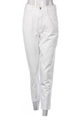 Damskie jeansy Mac, Rozmiar M, Kolor Biały, Cena 172,41 zł