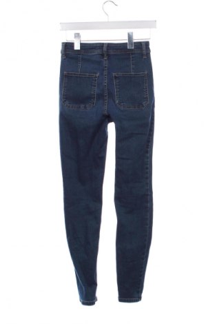 Damskie jeansy Mango, Rozmiar XS, Kolor Niebieski, Cena 78,16 zł