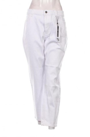 Blugi de femei Noisy May, Mărime XXL, Culoare Alb, Preț 316,99 Lei