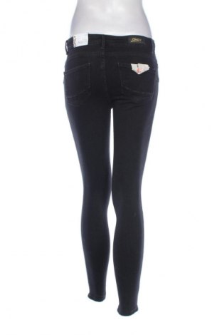 Damskie jeansy ONLY, Rozmiar S, Kolor Czarny, Cena 252,99 zł