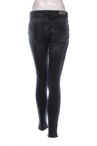 Damskie jeansy ONLY, Rozmiar L, Kolor Niebieski, Cena 111,99 zł