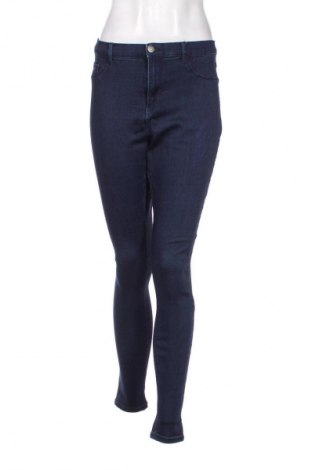 Damskie jeansy ONLY Carmakoma, Rozmiar XL, Kolor Niebieski, Cena 78,16 zł
