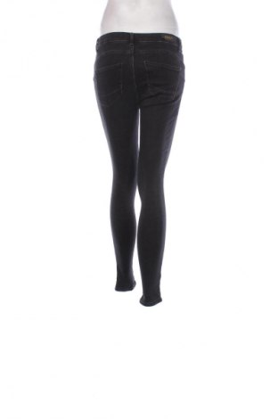 Blugi de femei ONLY Play, Mărime M, Culoare Negru, Preț 115,99 Lei