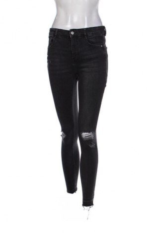 Női farmernadrág Pull&Bear, Méret S, Szín Fekete, Ár 5 800 Ft