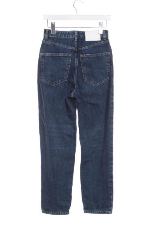 Damskie jeansy Pull&Bear, Rozmiar XS, Kolor Niebieski, Cena 67,00 zł