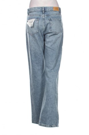 Blugi de femei Stradivarius, Mărime S, Culoare Albastru, Preț 156,99 Lei