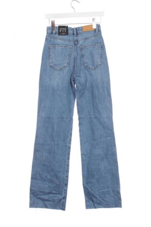Dámské džíny  Stradivarius, Velikost XS, Barva Modrá, Cena  739,00 Kč