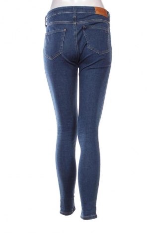Damskie jeansy Tommy Hilfiger, Rozmiar M, Kolor Niebieski, Cena 485,99 zł