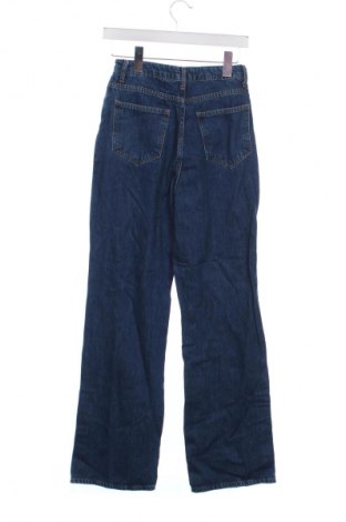 Női farmernadrág Trendyol, Méret XS, Szín Kék, Ár 11 099 Ft