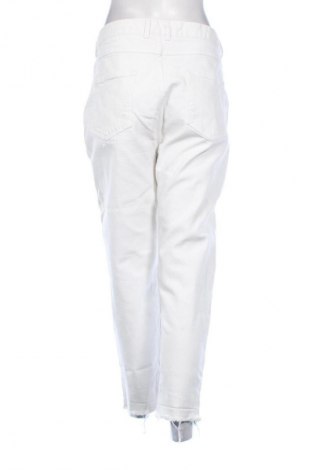 Damskie jeansy Unbranded, Rozmiar XL, Kolor Biały, Cena 67,41 zł