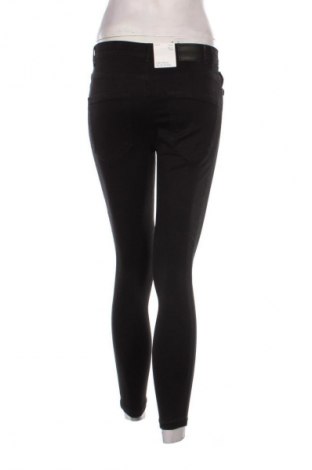 Blugi de femei Vero Moda, Mărime S, Culoare Negru, Preț 261,99 Lei