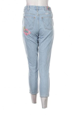 Γυναικείο Τζίν Wrangler, Μέγεθος S, Χρώμα Μπλέ, Τιμή 17,99 €