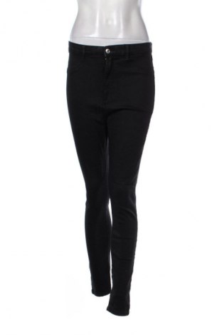 Blugi de femei Zara, Mărime XL, Culoare Negru, Preț 91,99 Lei