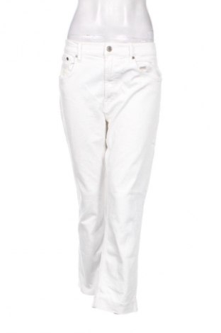 Damskie jeansy Zara, Rozmiar XL, Kolor Biały, Cena 62,92 zł