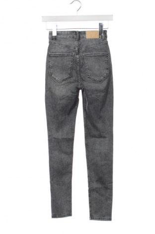 Női farmernadrág Zara, Méret XXS, Szín Szürke, Ár 5 396 Ft