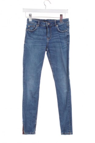 Blugi de femei Zara Trafaluc, Mărime S, Culoare Albastru, Preț 72,03 Lei