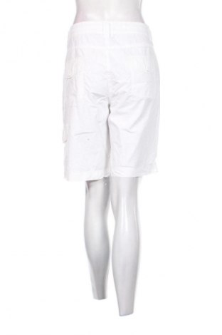 Pantaloni scurți de femei Ada, Mărime L, Culoare Alb, Preț 89,00 Lei