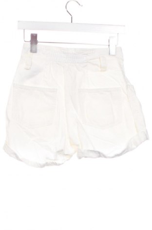 Damen Shorts Bershka, Größe XS, Farbe Weiß, Preis 9,72 €