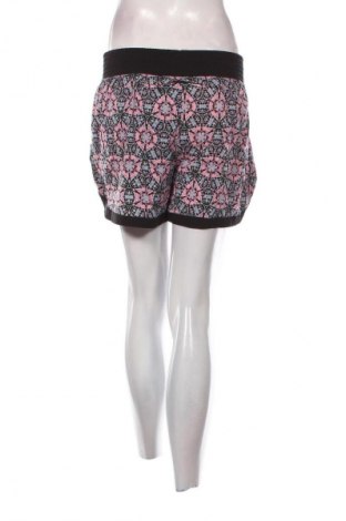 Дамски къс панталон Cotton On, Размер XL, Цвят Многоцветен, Цена 19,99 лв.