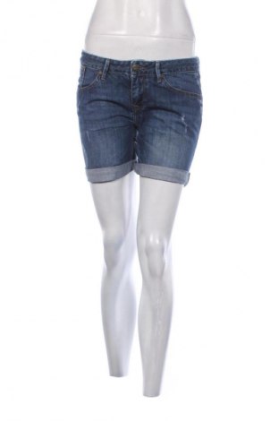 Γυναικείο κοντό παντελόνι Cross Jeans, Μέγεθος M, Χρώμα Μπλέ, Τιμή 9,72 €