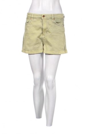 Damen Shorts Guess, Größe M, Farbe Grün, Preis € 29,95