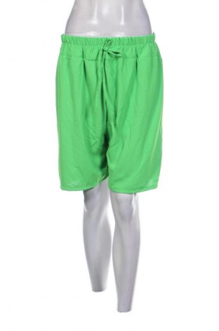 Pantaloni scurți de femei Made In Italy, Mărime M, Culoare Verde, Preț 81,58 Lei