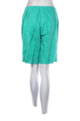 Damen Shorts Madeleine, Größe M, Farbe Grün, Preis € 25,00