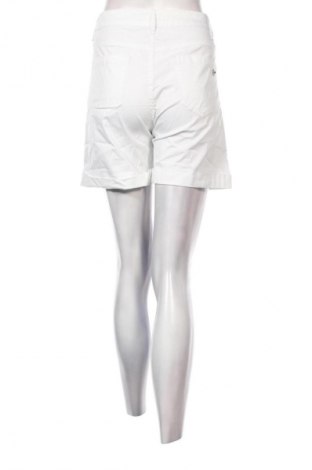 Pantaloni scurți de femei Max&liu, Mărime L, Culoare Alb, Preț 52,99 Lei