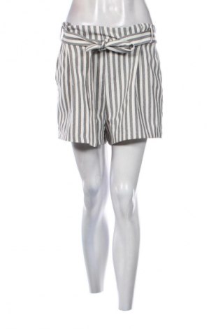 Dámske kraťasy  Pull&Bear, Veľkosť M, Farba Viacfarebná, Cena  6,83 €