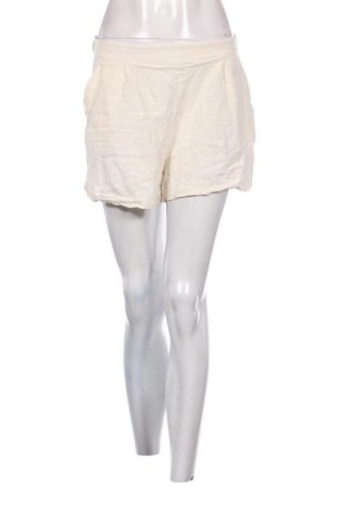 Pantaloni scurți de femei SHEIN, Mărime S, Culoare Ecru, Preț 50,00 Lei