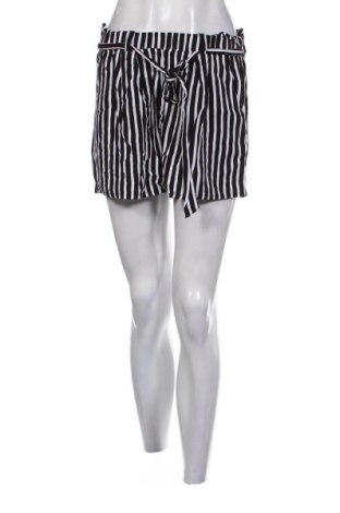 Pantaloni scurți de femei Sinsay, Mărime M, Culoare Multicolor, Preț 50,37 Lei