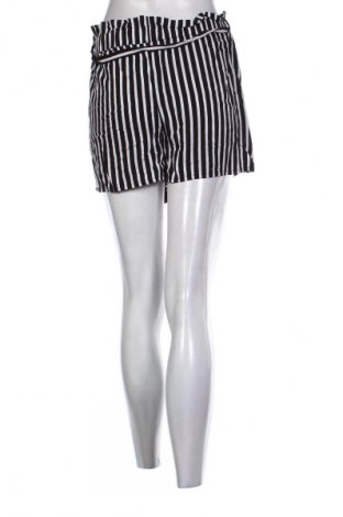 Pantaloni scurți de femei Sinsay, Mărime M, Culoare Multicolor, Preț 50,37 Lei