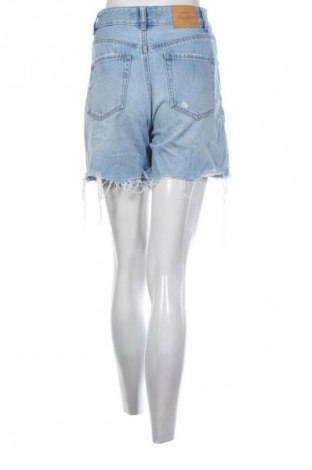 Pantaloni scurți de femei Stradivarius, Mărime S, Culoare Albastru, Preț 57,99 Lei