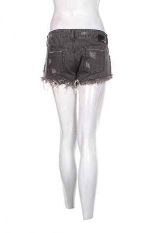 Pantaloni scurți de femei Tally Weijl, Mărime M, Culoare Multicolor, Preț 50,00 Lei