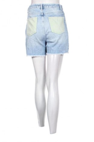Pantaloni scurți de femei Trendyol, Mărime S, Culoare Multicolor, Preț 89,47 Lei