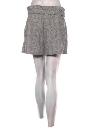 Damen Shorts Zara Trafaluc, Größe M, Farbe Mehrfarbig, Preis 9,99 €