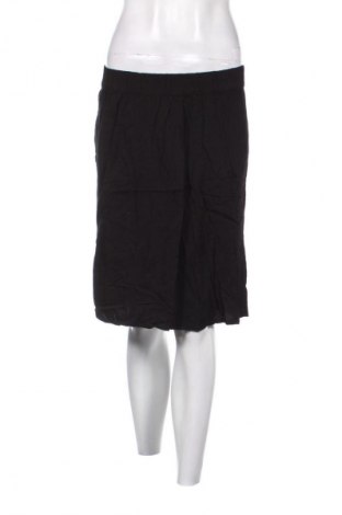 Pantaloni scurți de femei Zara Trafaluc, Mărime M, Culoare Negru, Preț 51,45 Lei