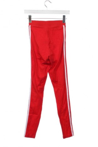 Дамски клин Adidas Originals, Размер XXS, Цвят Червен, Цена 33,82 лв.