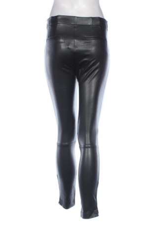Дамски клин Edc By Esprit, Размер M, Цвят Черен, Цена 27,02 лв.