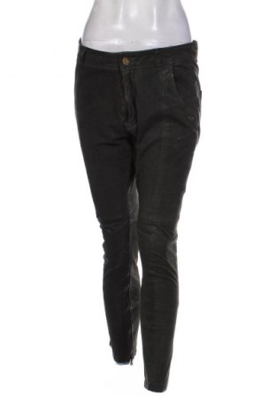 Γυναικείο παντελόνι δερμάτινο Maison Scotch, Μέγεθος L, Χρώμα Πράσινο, Τιμή 135,04 €