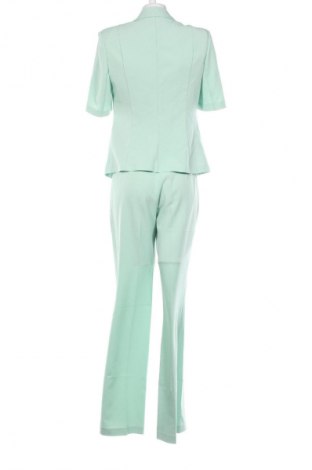 Costum de femei Unbranded, Mărime M, Culoare Verde, Preț 68,13 Lei
