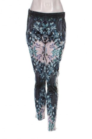 Damenhose Adidas, Größe L, Farbe Mehrfarbig, Preis 28,13 €