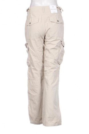 Damenhose Bershka, Größe S, Farbe Beige, Preis 31,99 €